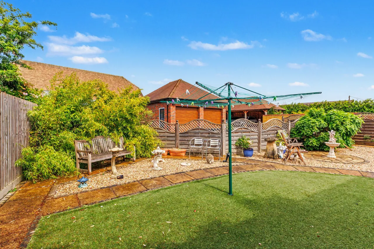 High Street, Honeybourne, WR11, photo 20
