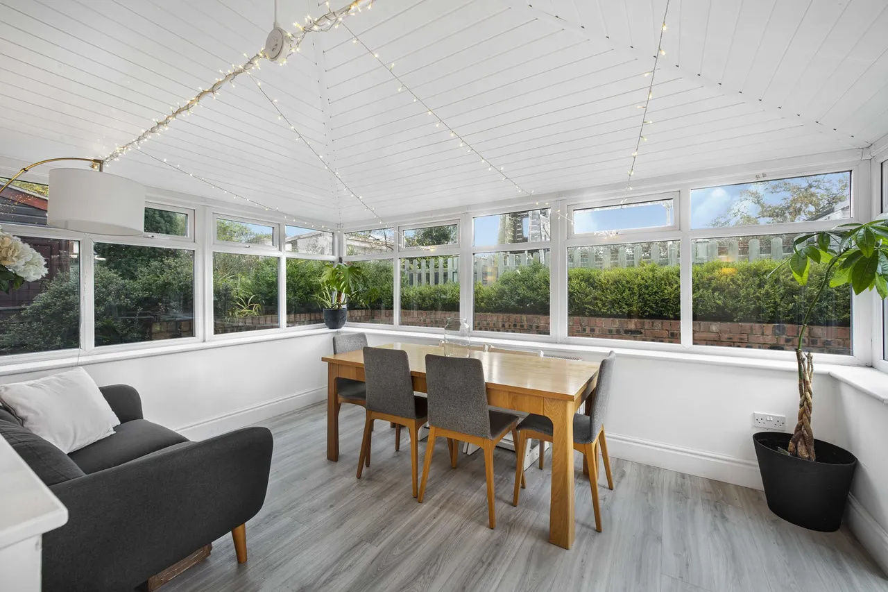 Park House Lane, Macclesfield, photo 6