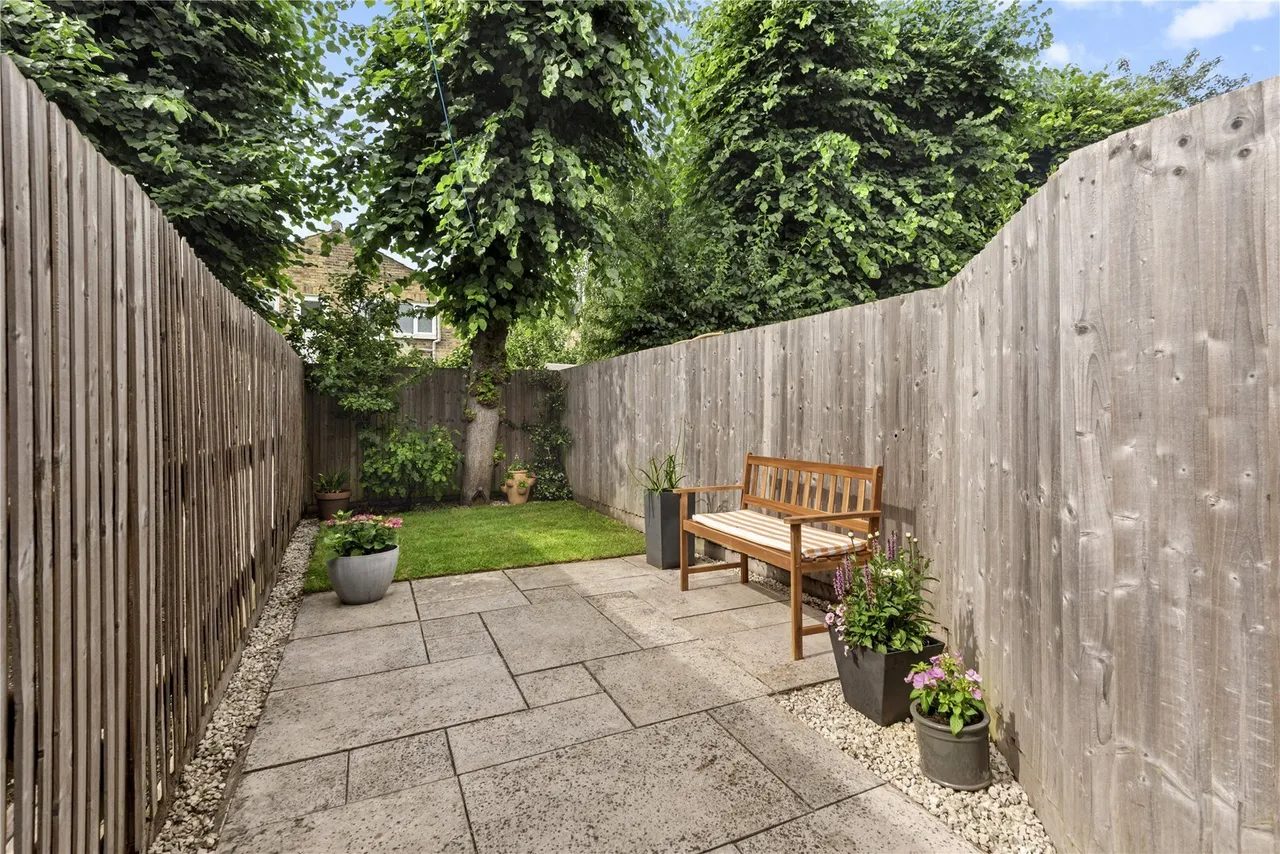 Burnbury Road, London, SW12, photo 9