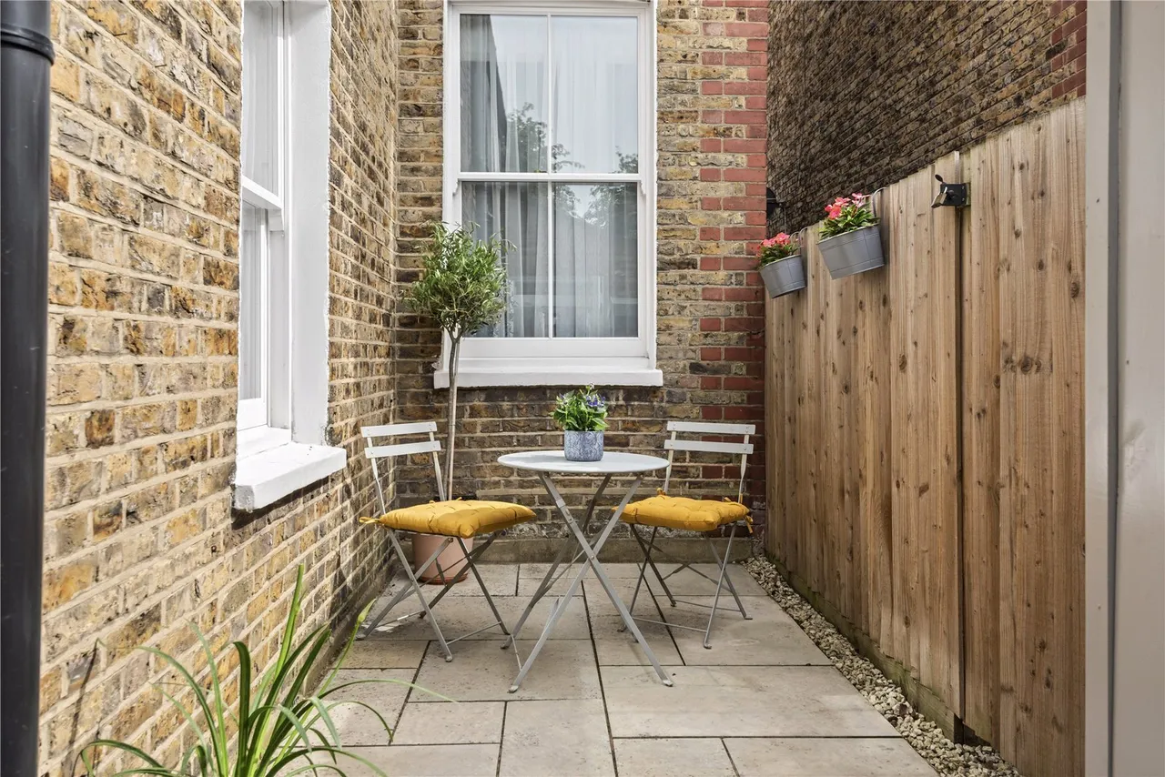 Burnbury Road, London, SW12, photo 10