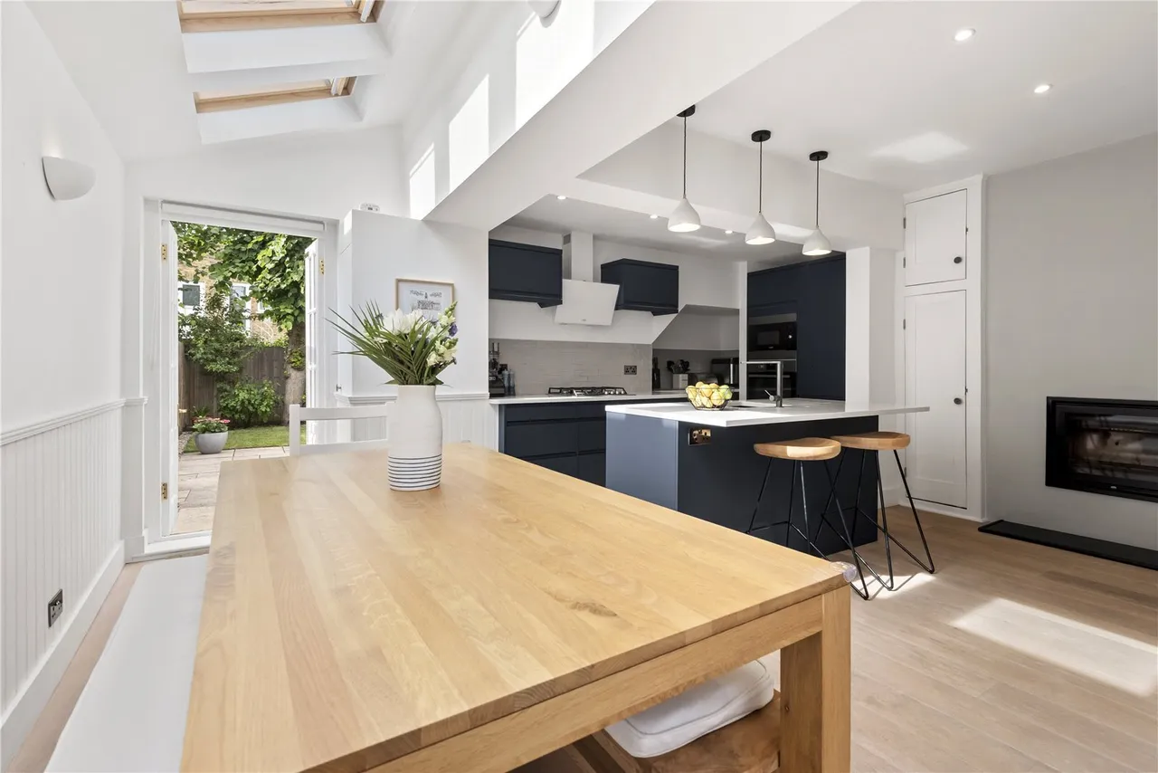Burnbury Road, London, SW12, photo 3