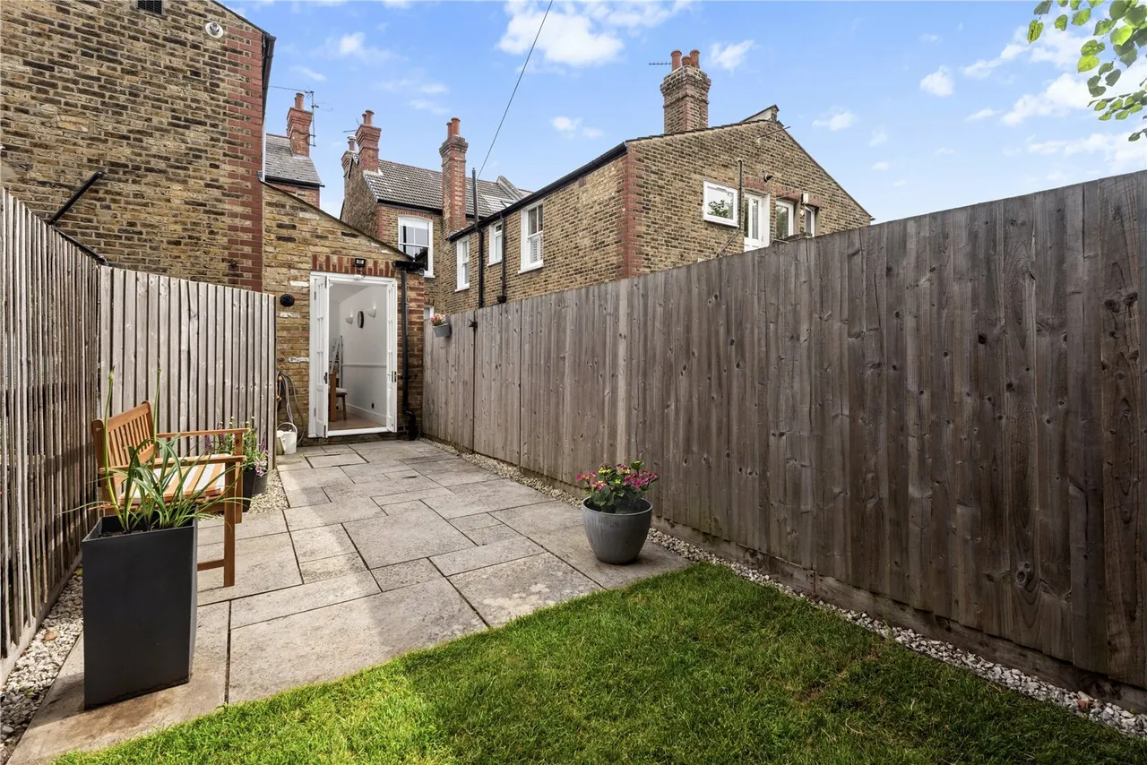 Burnbury Road, London, SW12, photo 11