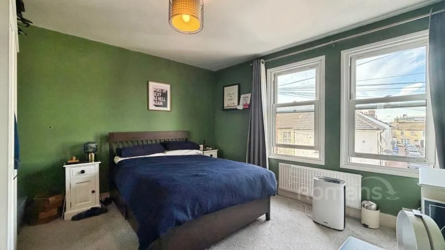 Lysons Road, Aldershot, GU11, photo 6