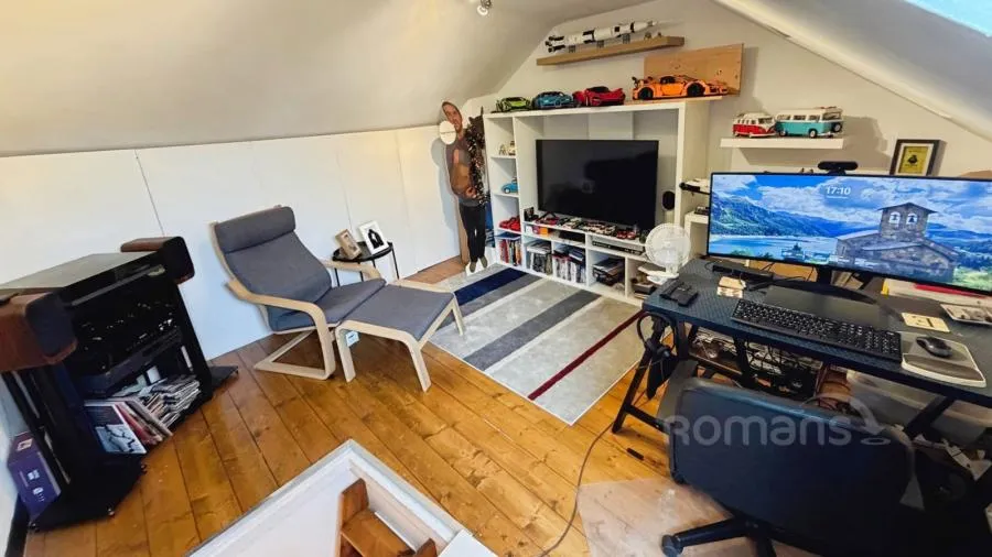Lysons Road, Aldershot, GU11, photo 18