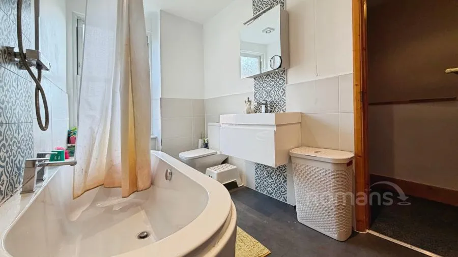 Lysons Road, Aldershot, GU11, photo 11