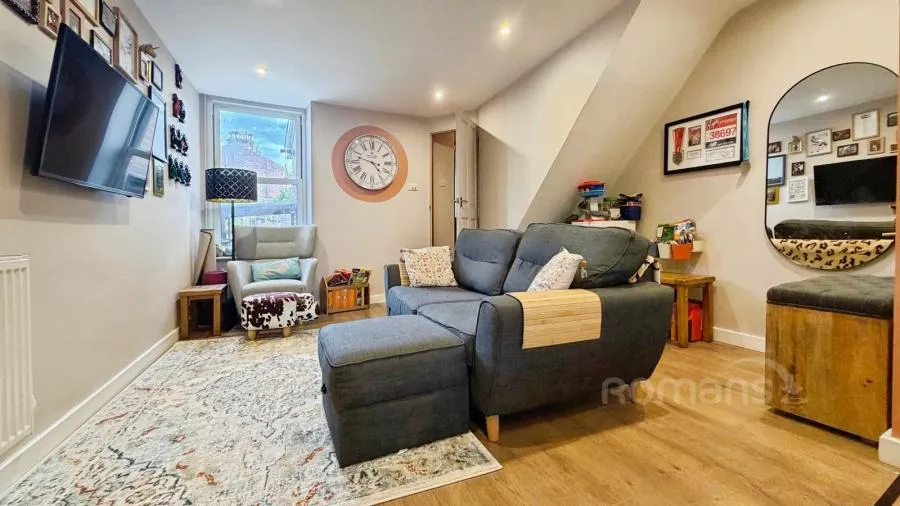 Lysons Road, Aldershot, GU11, photo 20