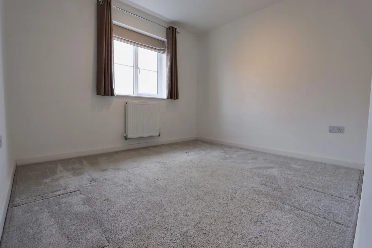 Holdenby Drive, Corby, NN17, photo 12