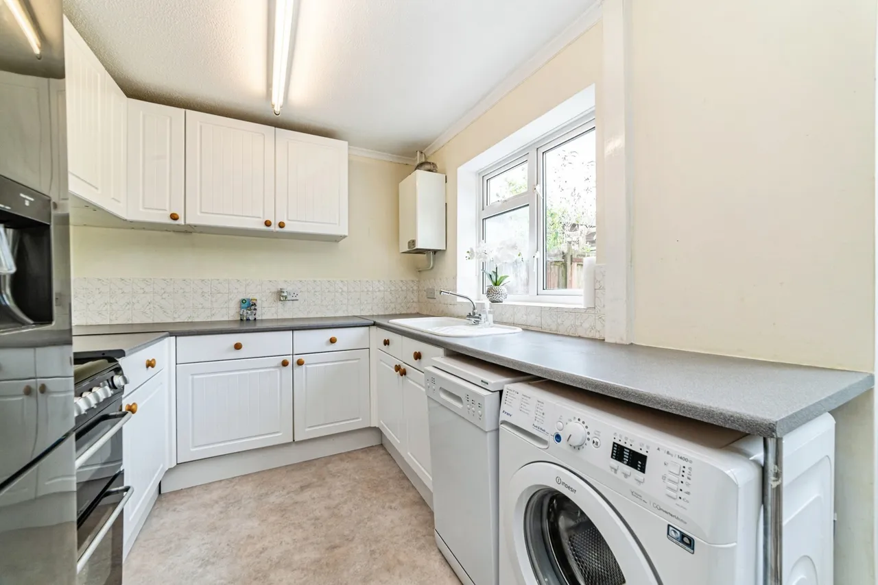 Purbrook Road, Tadley, RG26, photo 8