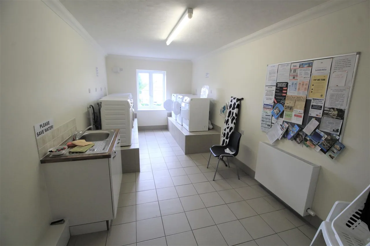 Wessex Road, Dorchester, DT1, photo 16