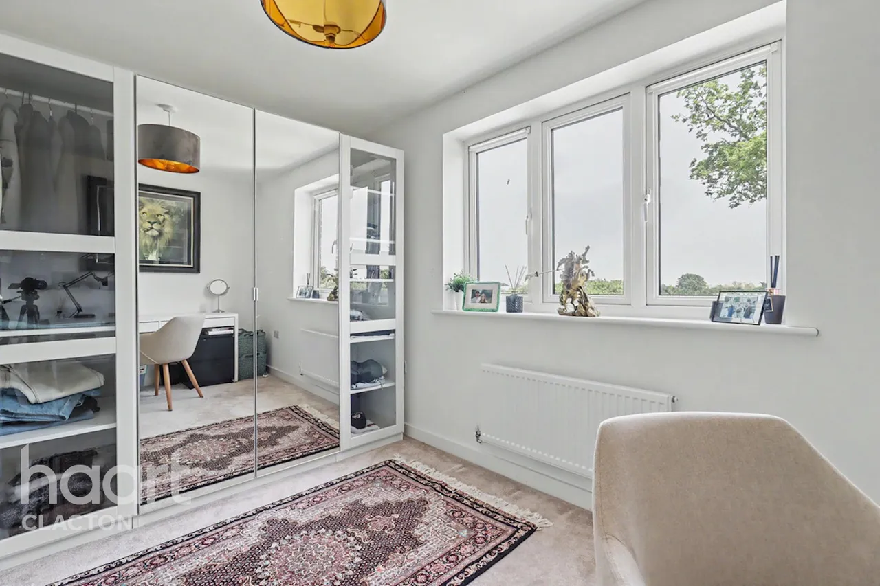 Tellin Way, Clacton-on-Sea, CO16, photo 9