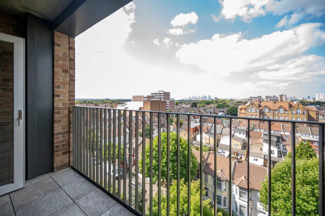 Flat 107, Cornwell House, London, photo 7