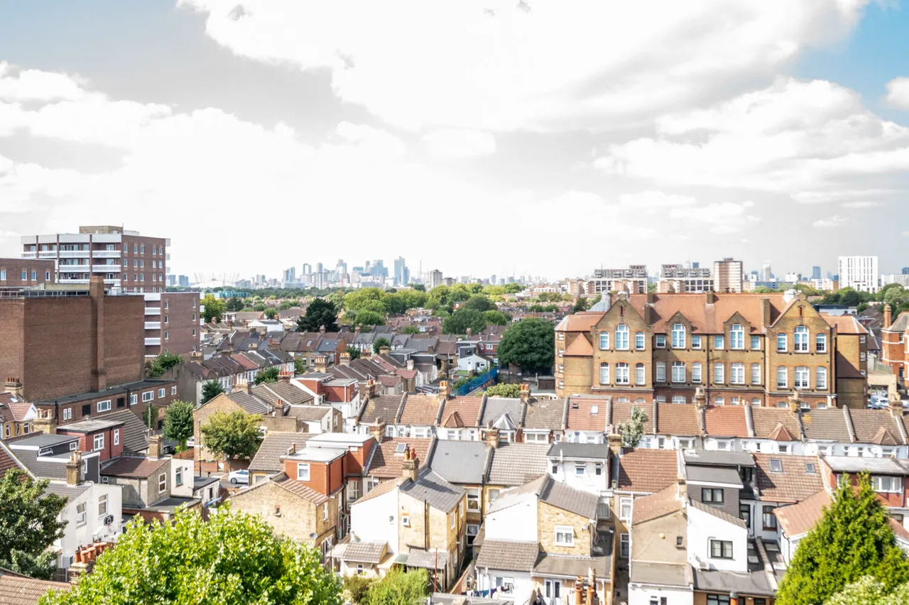 Flat 107, Cornwell House, London, photo 6