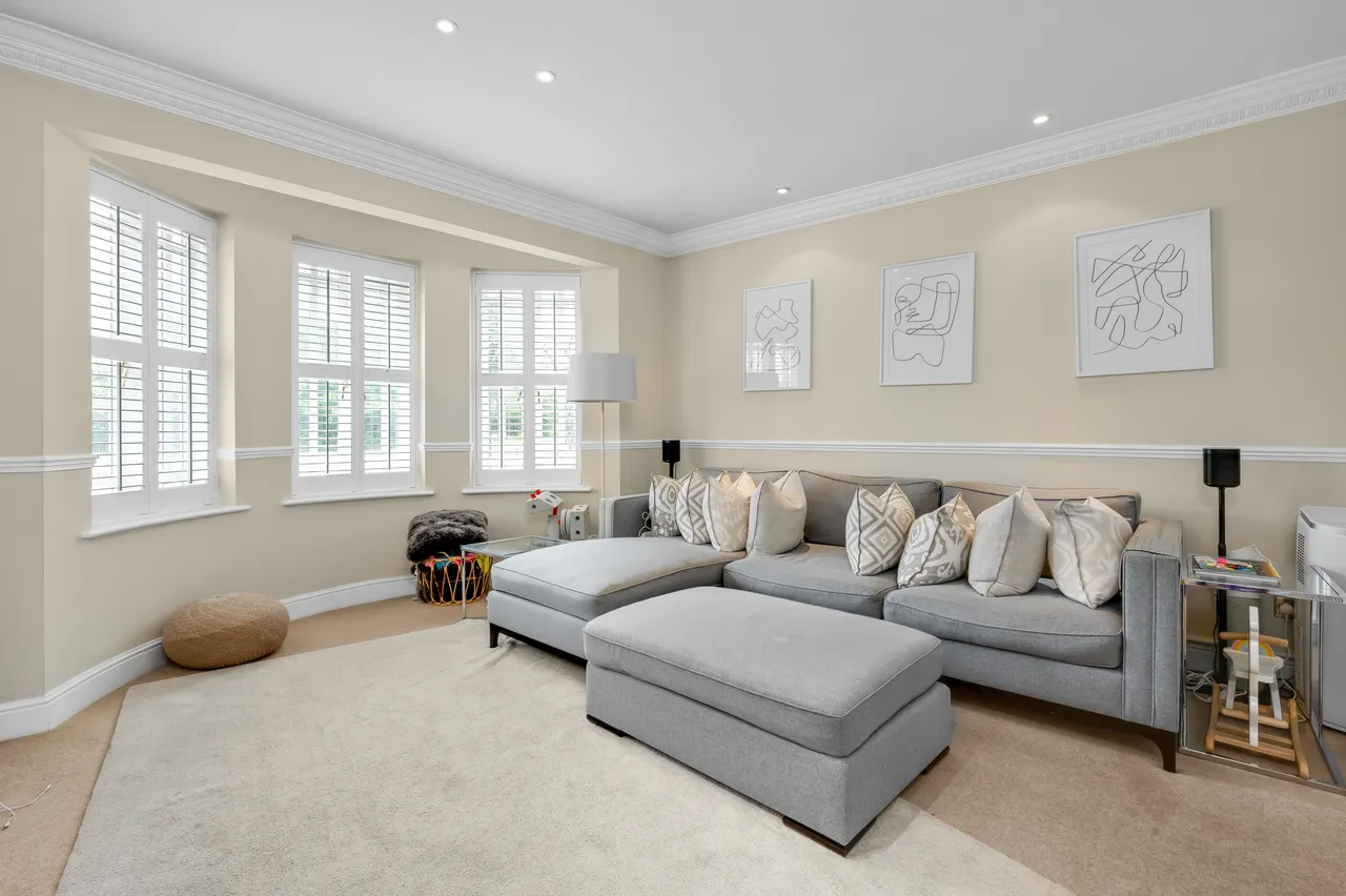 Lakeside Grange, Weybridge, Surrey, KT13, photo 8