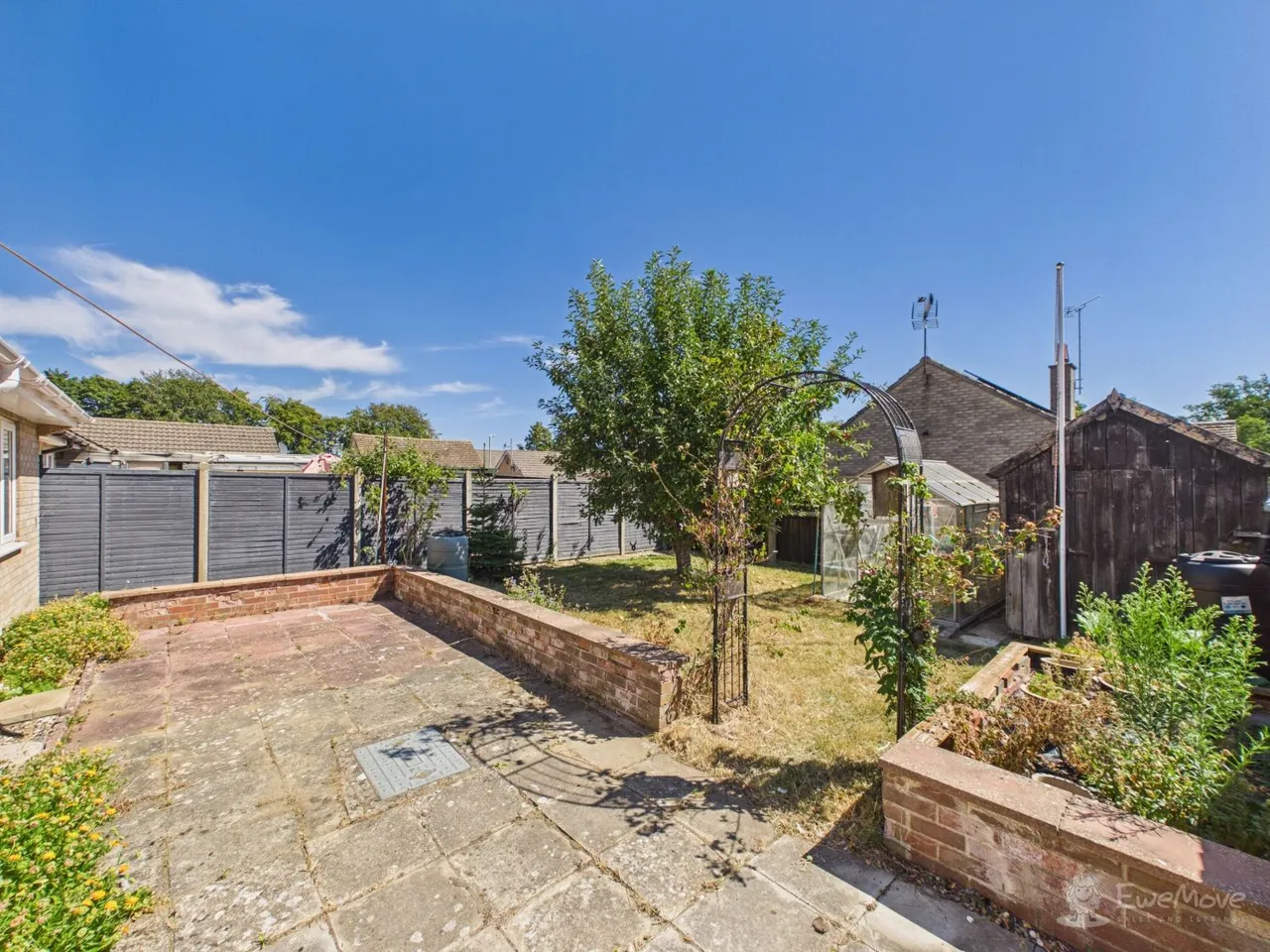 Highwood Crescent, Gazeley, CB8, photo 4