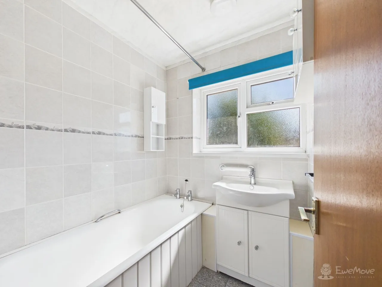 Highwood Crescent, Gazeley, CB8, photo 18