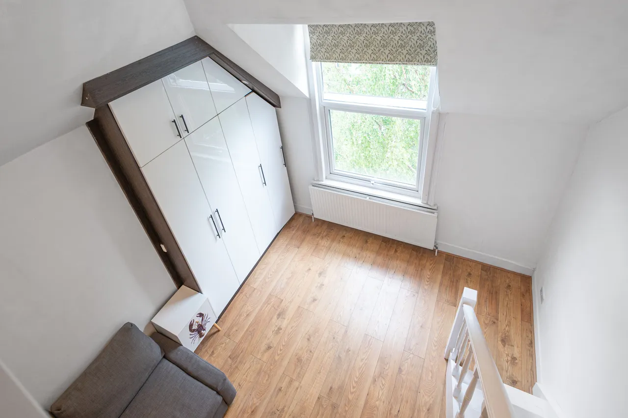 London, NW6, photo 8