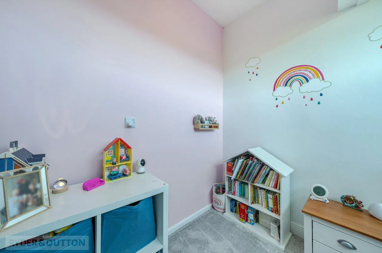 West View Terrace, Bradshaw, HX2, photo 18