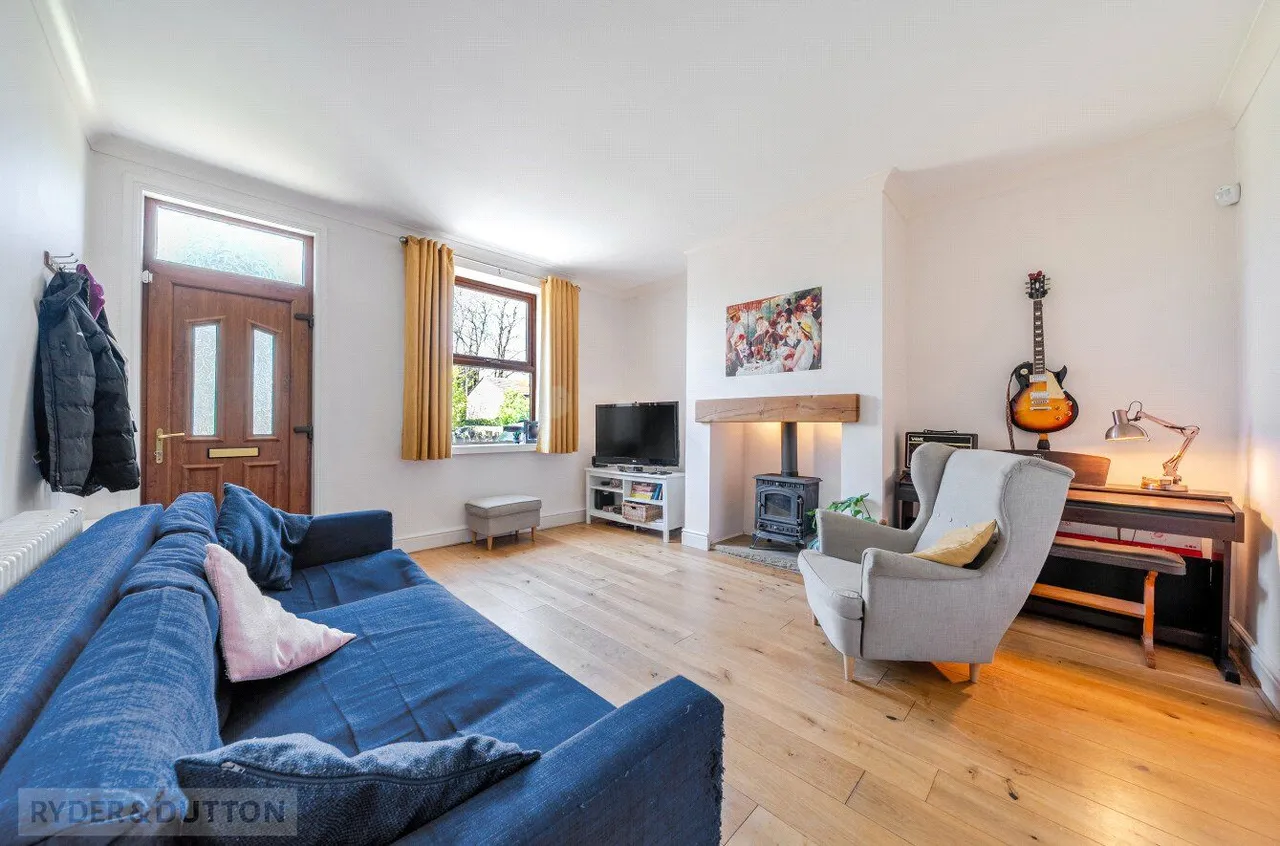West View Terrace, Bradshaw, HX2, photo 5