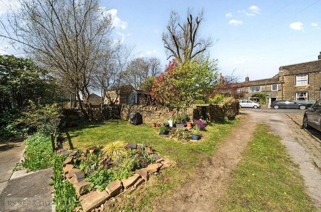 West View Terrace, Bradshaw, HX2, photo 20