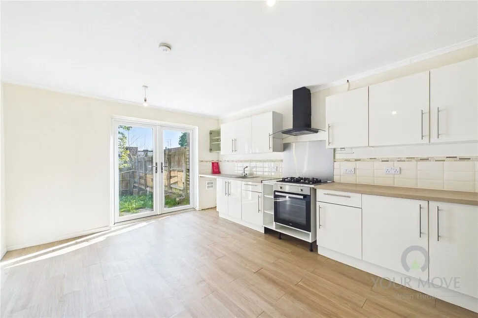 Nethermead Court, Lings, NN3, photo 2