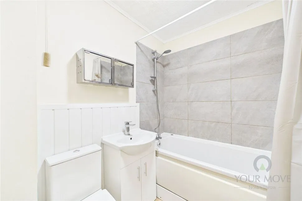 Nethermead Court, Lings, NN3, photo 10