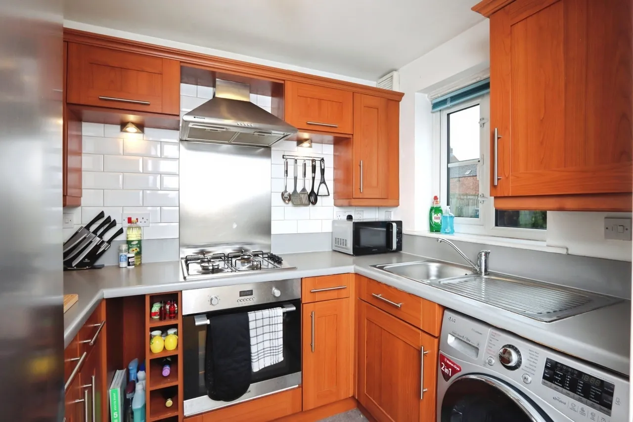 Bassledene Court, Sheffield, South Yorkshire, S2, photo 14