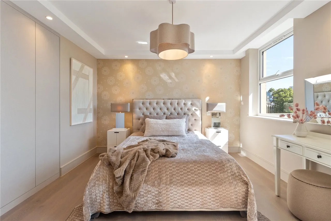Boydell Court, St John's Wood Park, NW8, photo 4