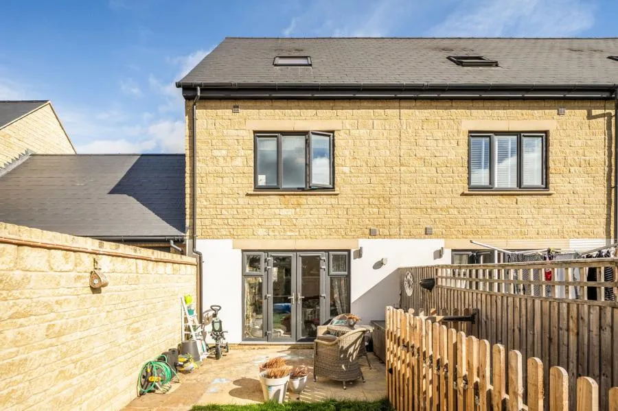 Stanmore Crescent, Carterton, OX18, photo 17
