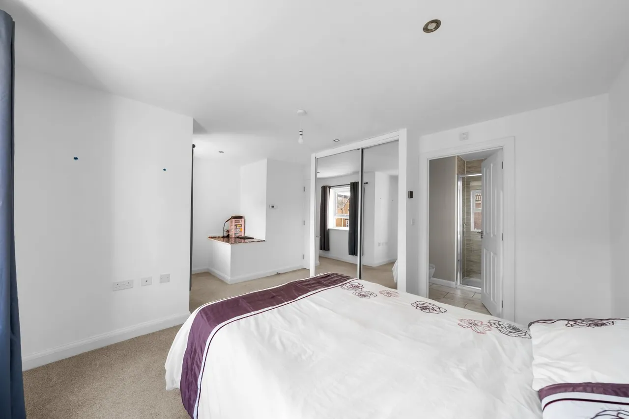 Great North Close, Wetherby, LS22, photo 8