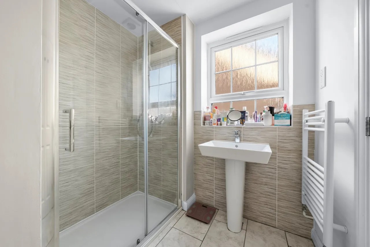 Great North Close, Wetherby, LS22, photo 14