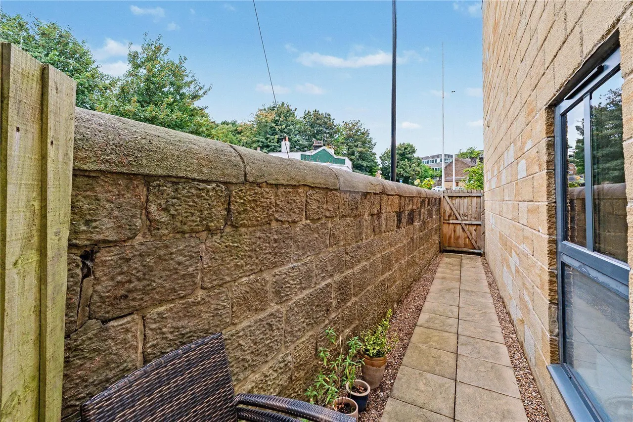 Low Lane, Horsforth, LS18, photo 10