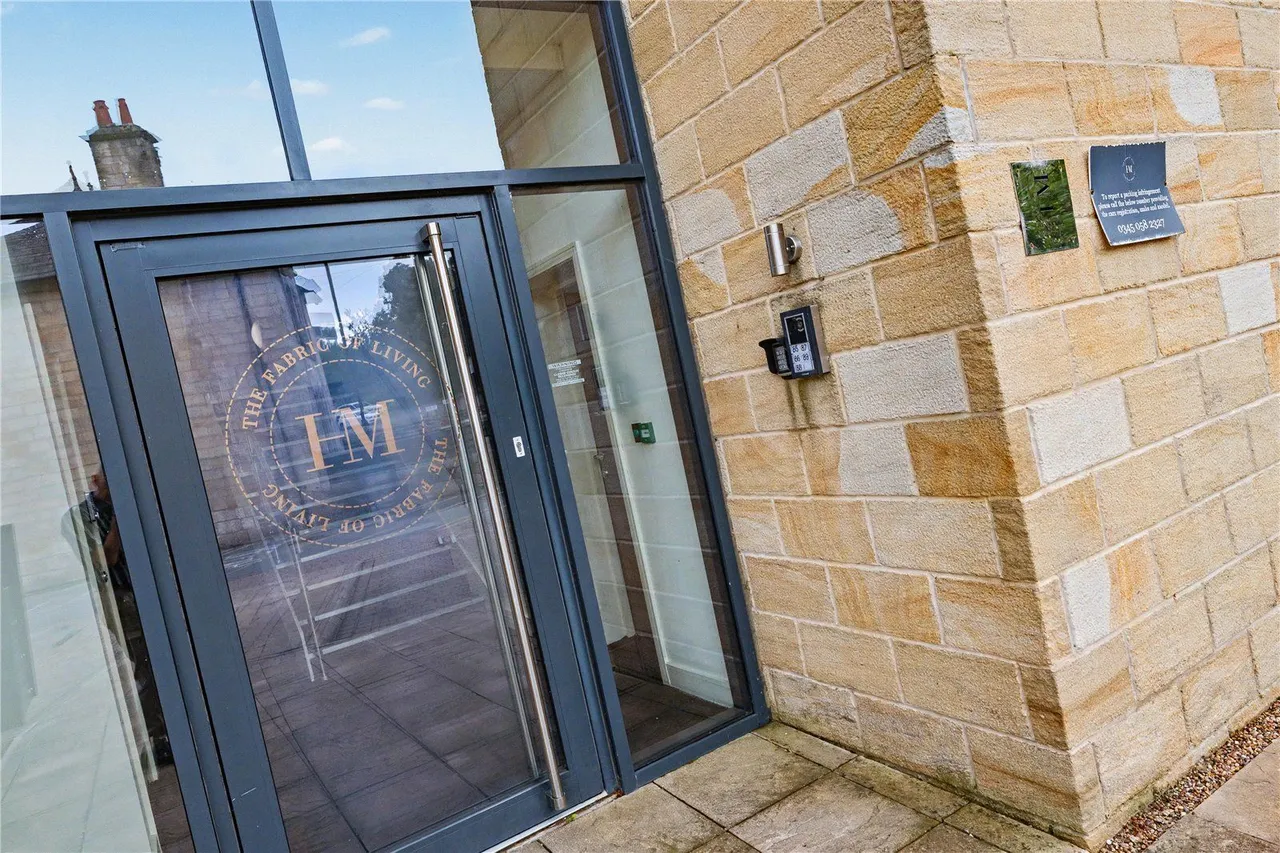 Low Lane, Horsforth, LS18, photo 13