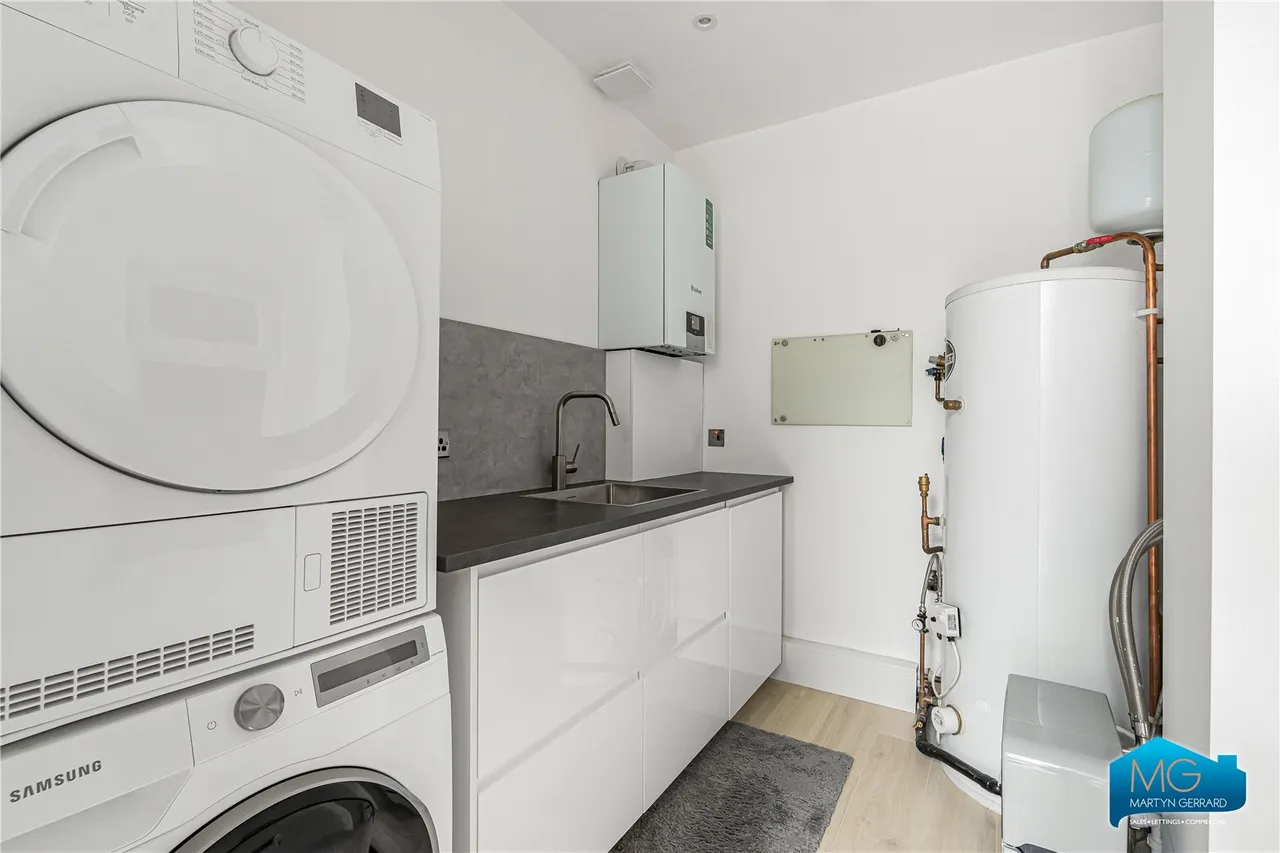 Holly Hill, London, N21, photo 16