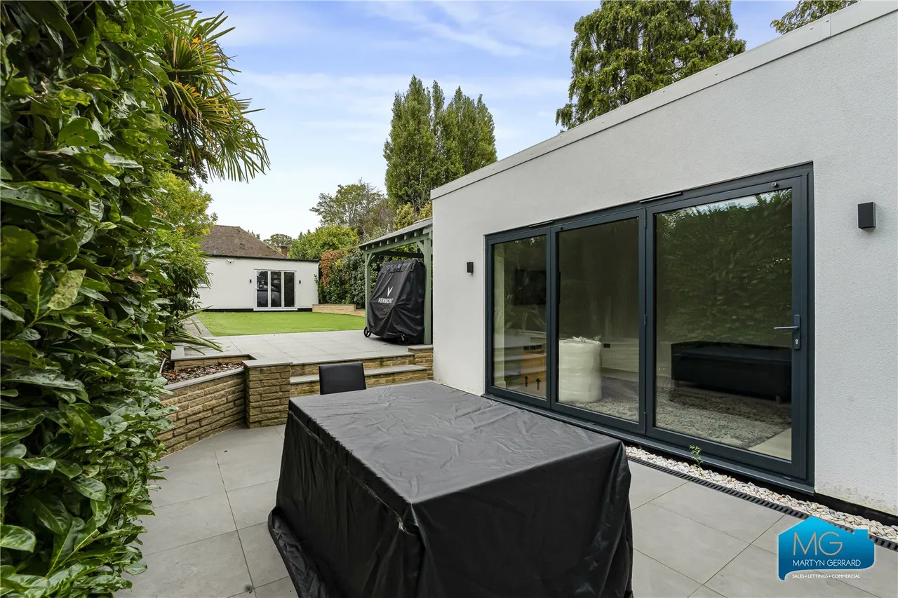 Holly Hill, London, N21, photo 36