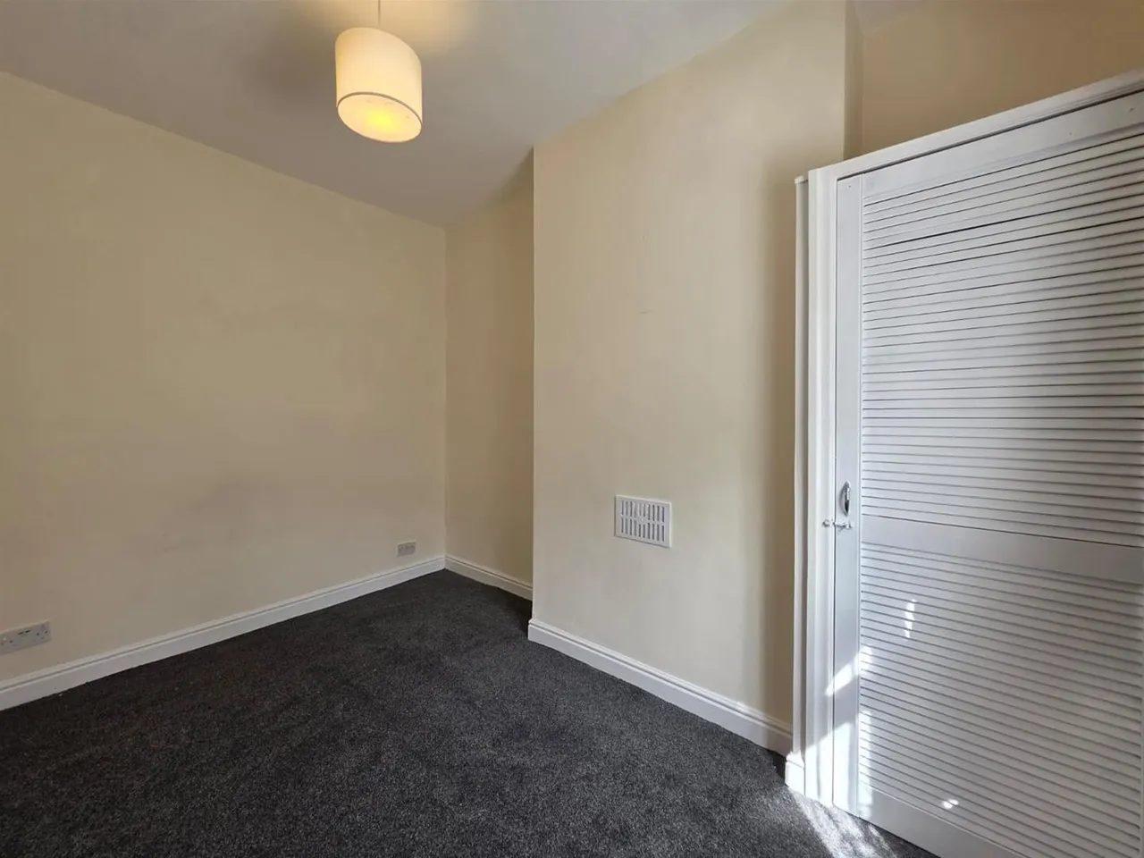 13 Park Avenue, Scarborough YO12 4AG, photo 8