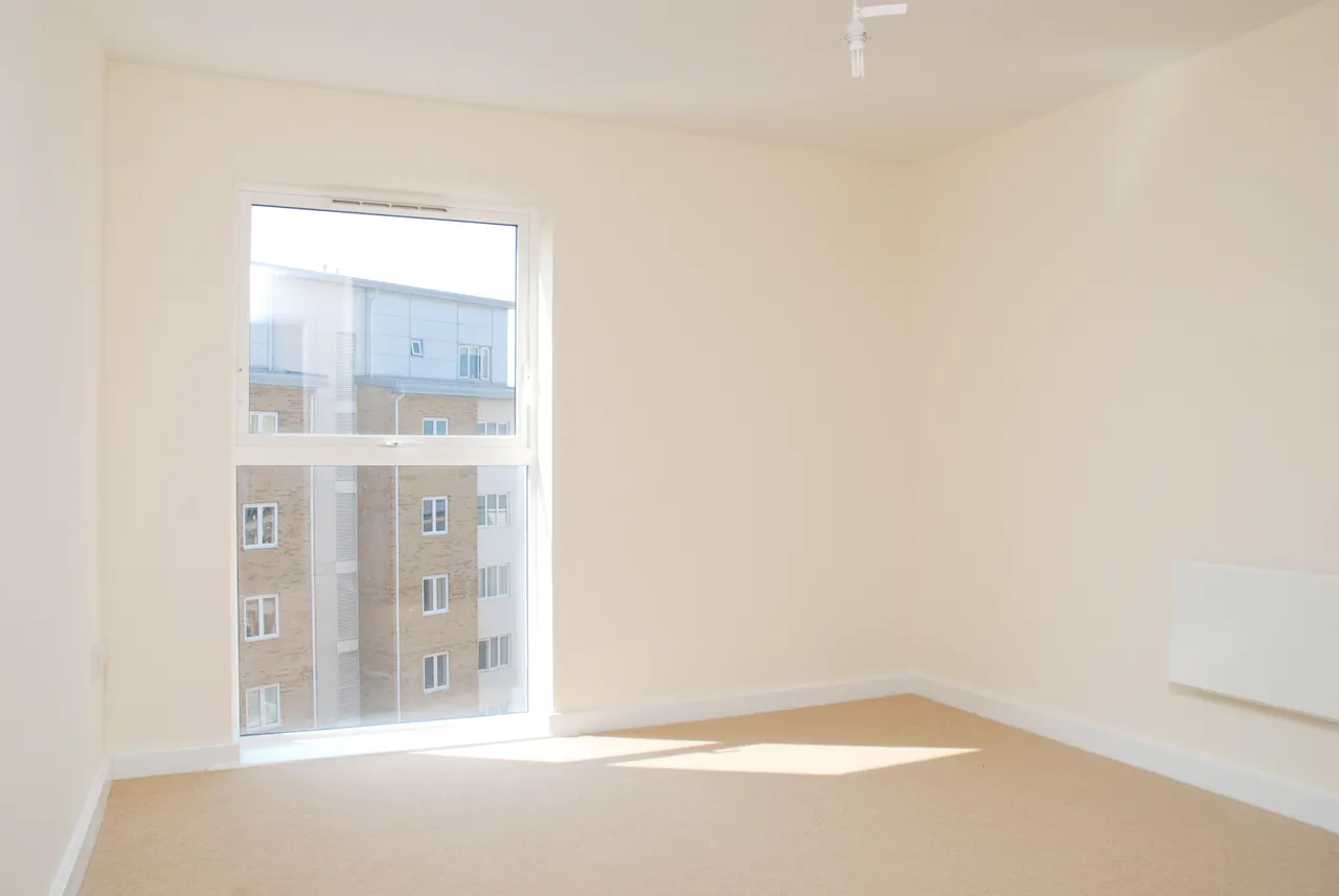 33 Langtry Court, Lanadron Close, Isleworth, photo 4