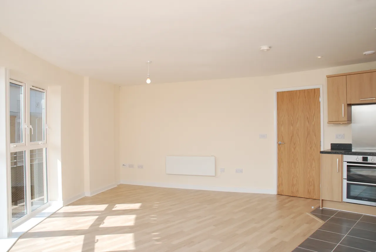 33 Langtry Court, Lanadron Close, Isleworth, photo 9