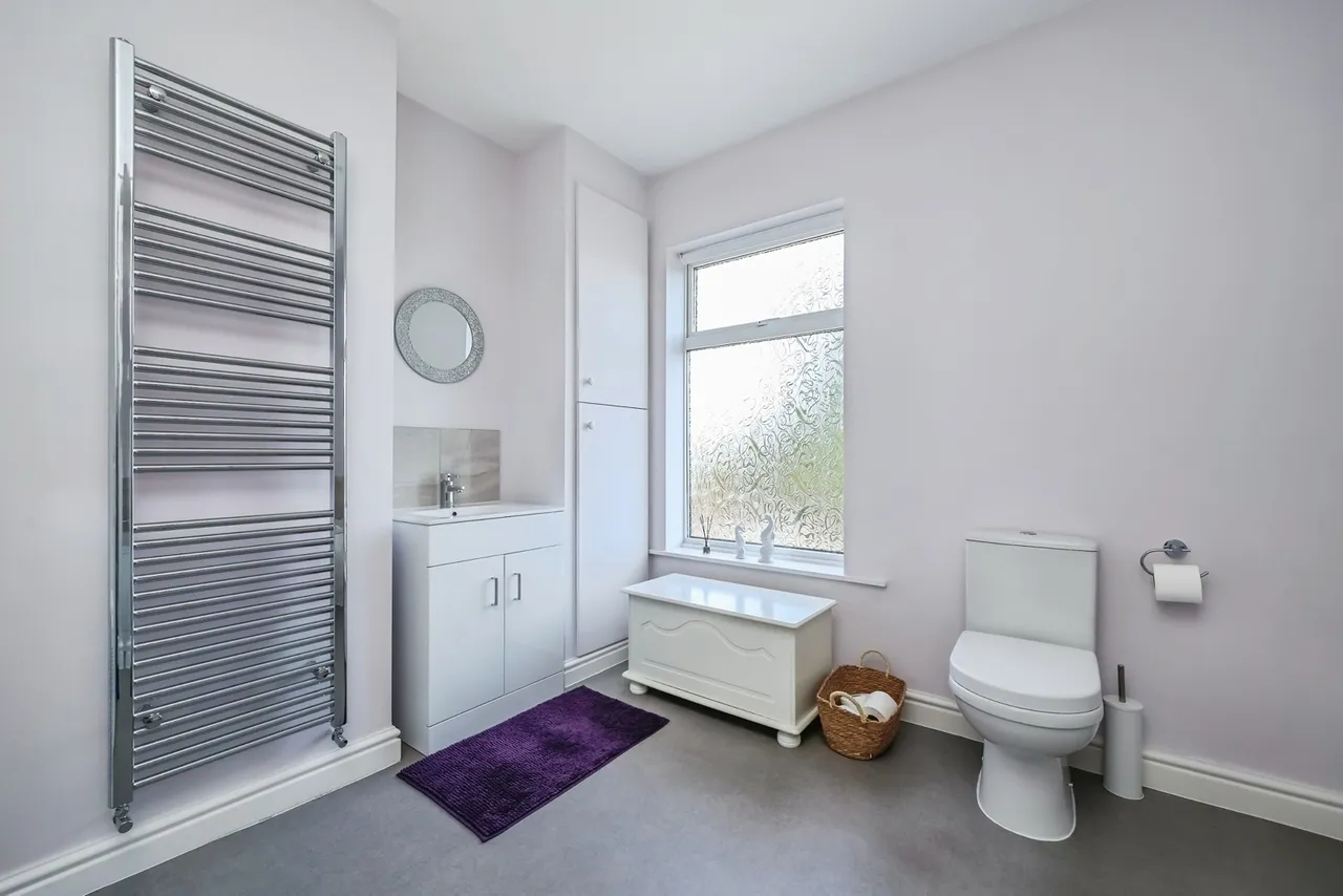 Carlingford Road, Hucknall, Nottingham, Nottinghamshire, NG15, photo 10