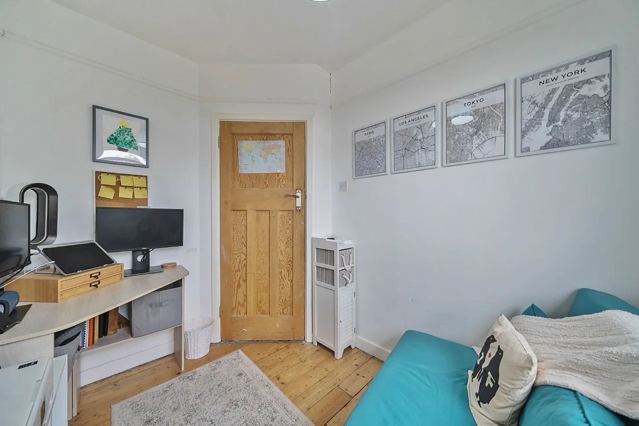 Warland Road, SE18, photo 10