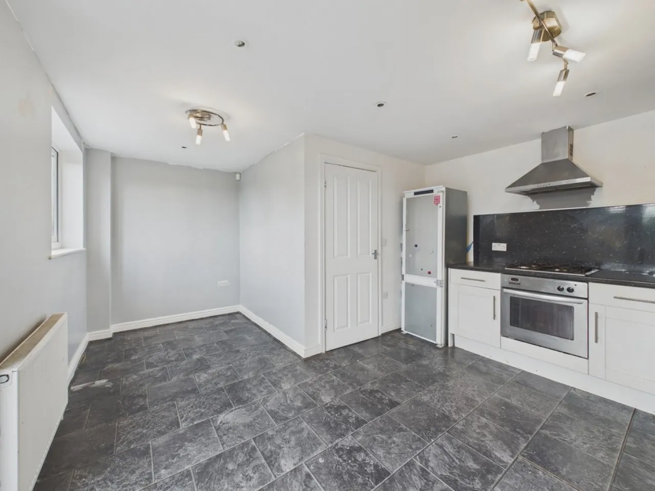Meadstead Fold, Royston, photo 12