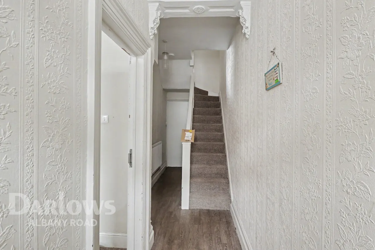 Whitchurch Place, Cardiff, photo 2
