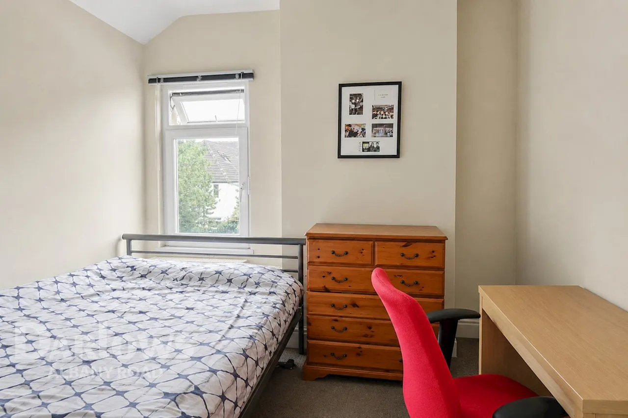 Whitchurch Place, Cardiff, photo 10