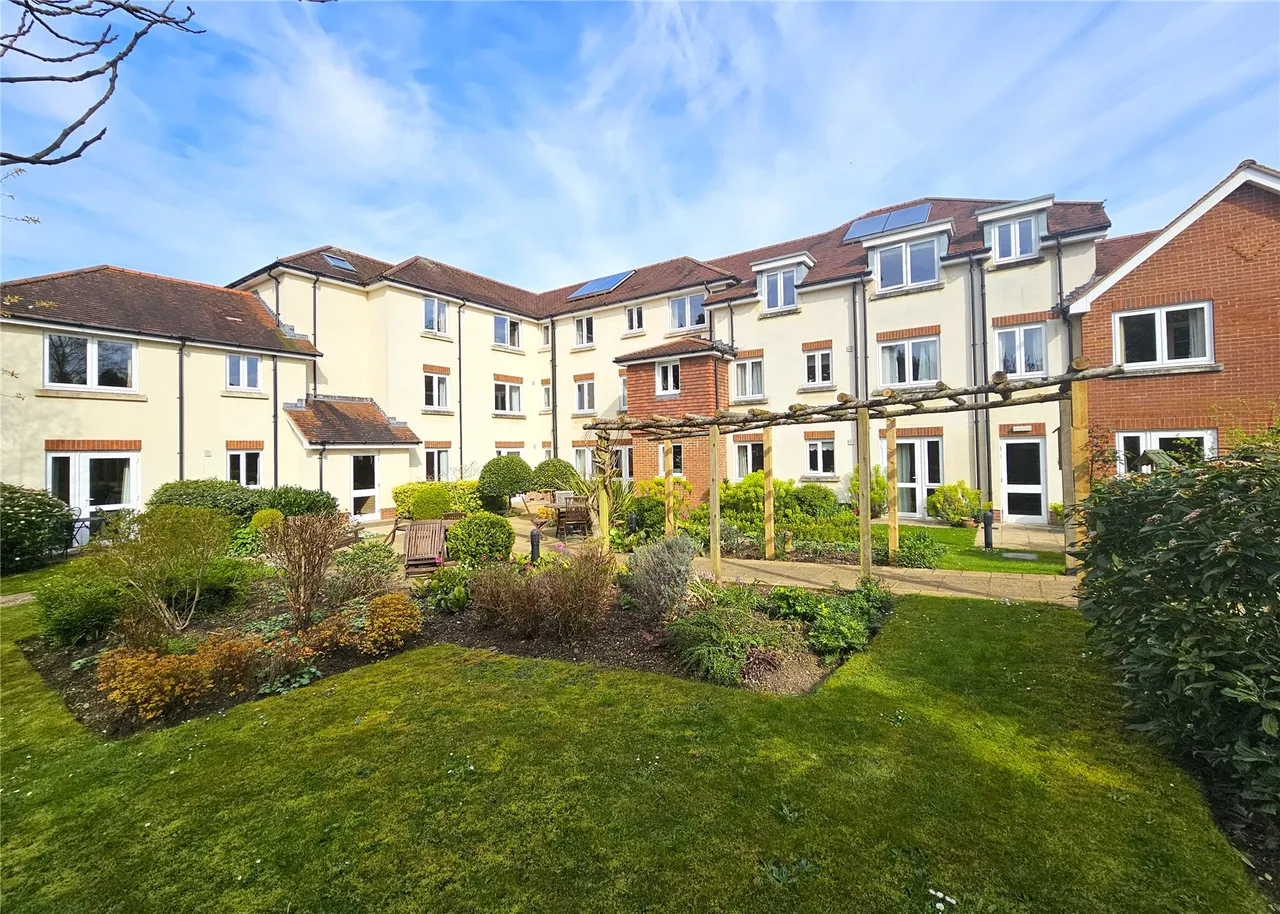 Headley Road, Hindhead, GU26, photo 21