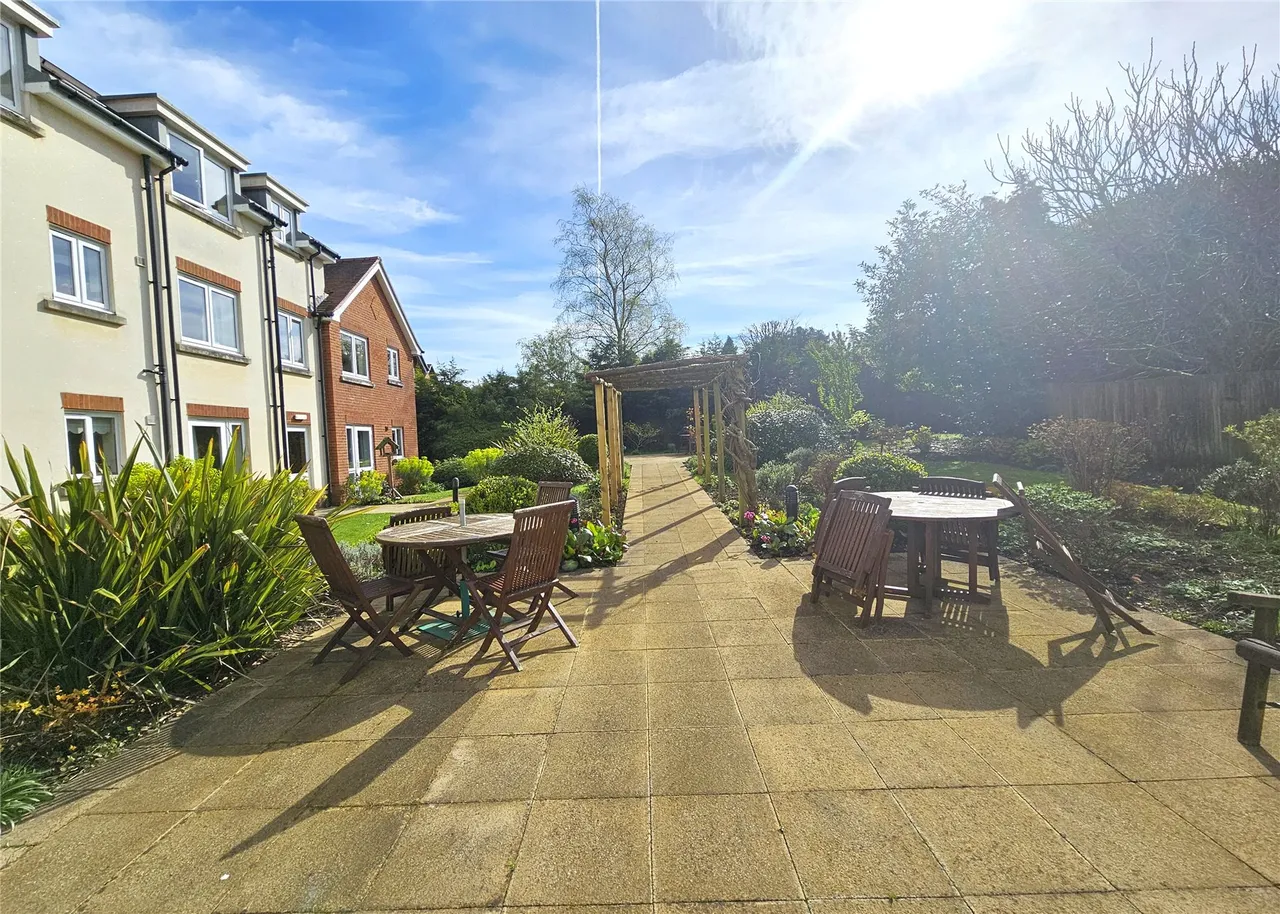 Headley Road, Hindhead, GU26, photo 12