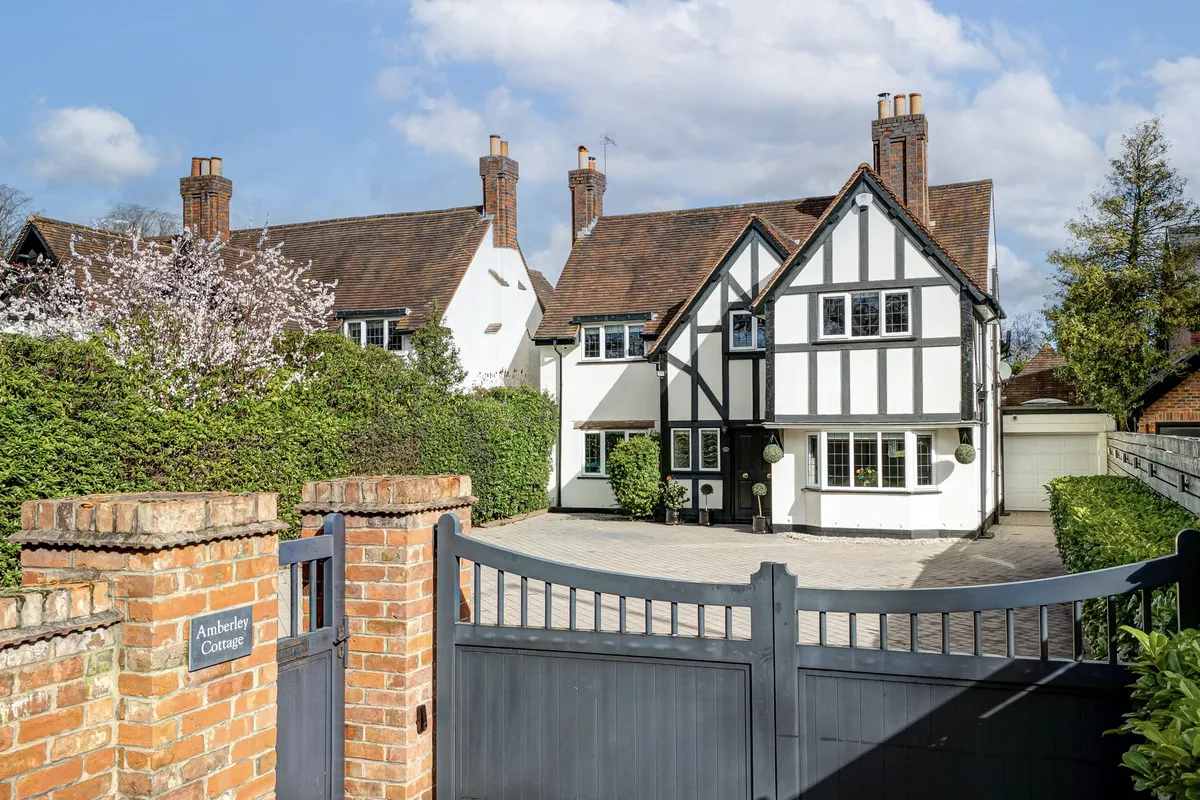 5 bed house for sale, Streetly Lane, Sutton Coldfield, B74