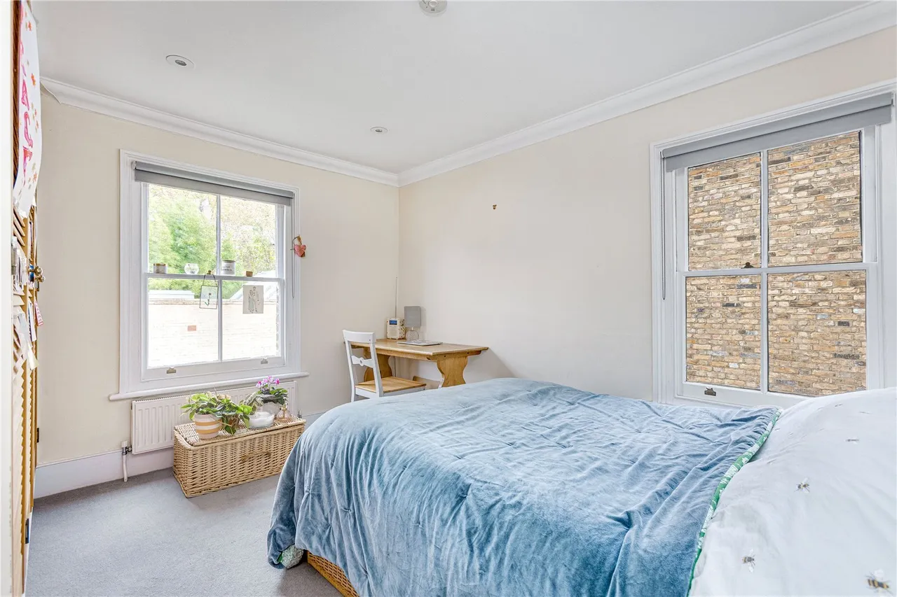 Rosenau Road, London, SW11, photo 3