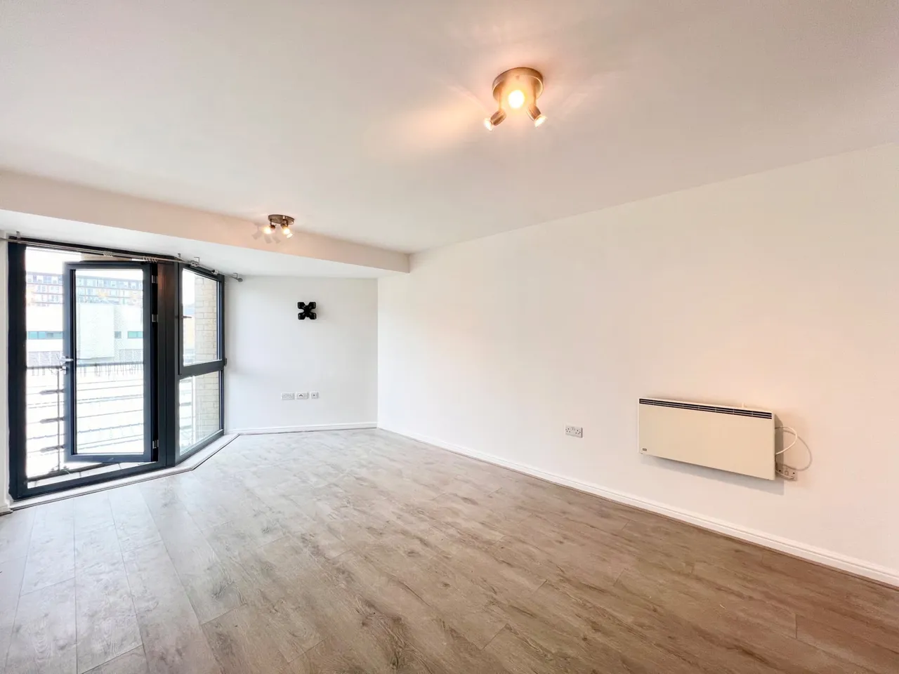Highfield Road, Feltham, TW13 4GS, photo 6