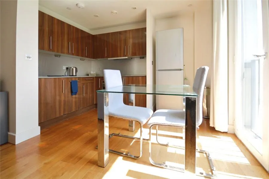 The Hayes, Cardiff, CF10, photo 5
