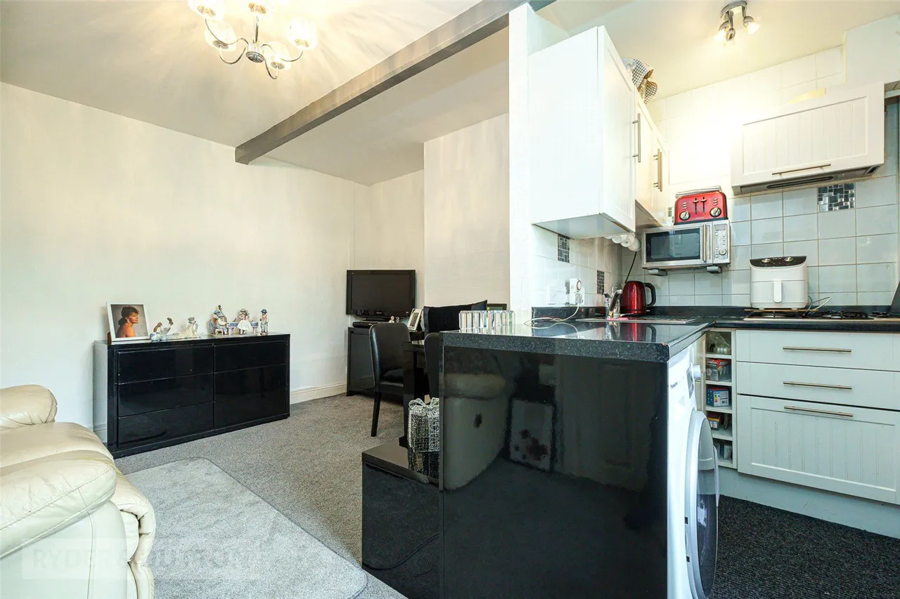 Fartown Green Road, Huddersfield, HD2, photo 3