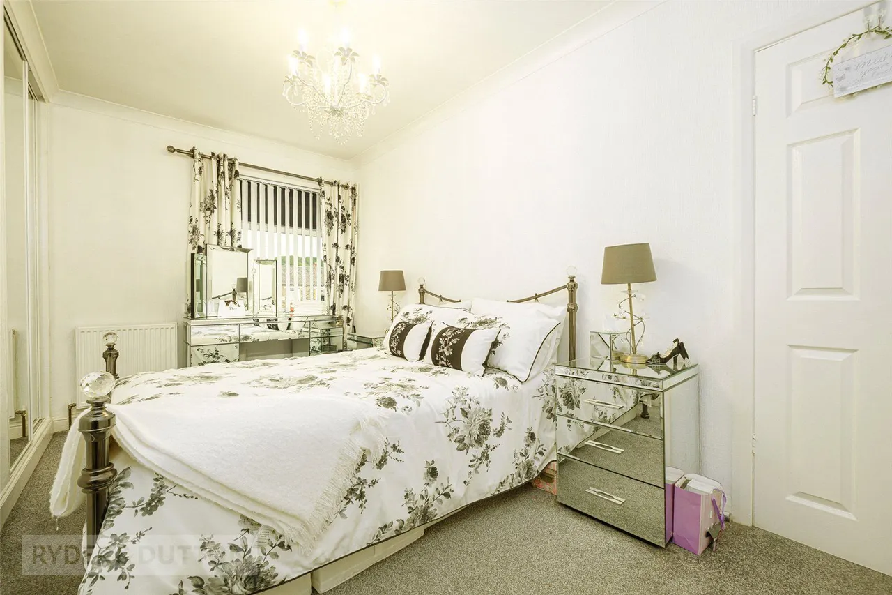 Fartown Green Road, Huddersfield, HD2, photo 7